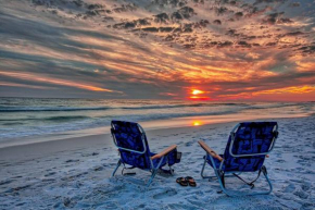 New Listing Awesome Beach Luau